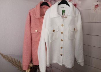Bouclé Jacke