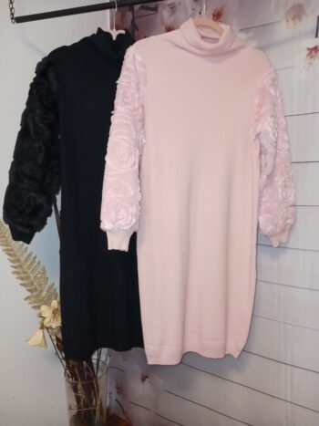 Rollkragen-Strickkleid
