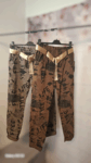 Jogpants mit Print