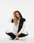 Zweiteiler Set – Lilo Ricco Hoodie und Hose | Schwarz Weiß Outfit